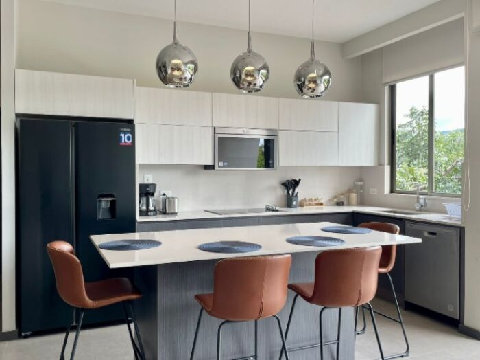 Alquiler de Apartamento Amueblado en Brasil de Santa Ana  en Brasil, Santa Ana, San José — $1,700