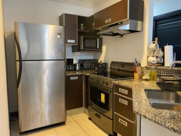 MLS-27-46 KQ ALQUILER APARTAMENTO SANTA ANA SAN JOSE CONTACTENOS AL # 88987222 in Santa Ana, San José — $1,200