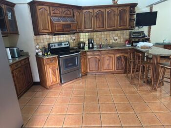 Alquiler de Casa en Piedades, Santa Ana / Mls. 26-581 OFC JB en Piedades, Santa Ana, San José — $3,800 - Foto 5 de 7