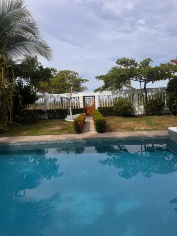 VENTA OPORTUNIDAD $289,000 FRENTE AL MAR CASA PLAYA TIVIVES VHPCV303 in San Juan Grande, Esparza, Puntarenas — $289,000 - Photo 2 of 24