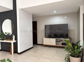Se vende casa en Piedades Santa Ana 26-2009 en Piedades, Santa Ana, San José — $225,000 - Foto 4 de 24