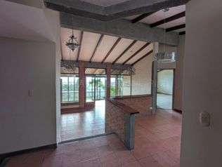 CASA EN VENTA EN SAN RAFAEL ESCAZÙ in San Rafael, Escazú, San José — $377,670 - Photo 4 of 12
