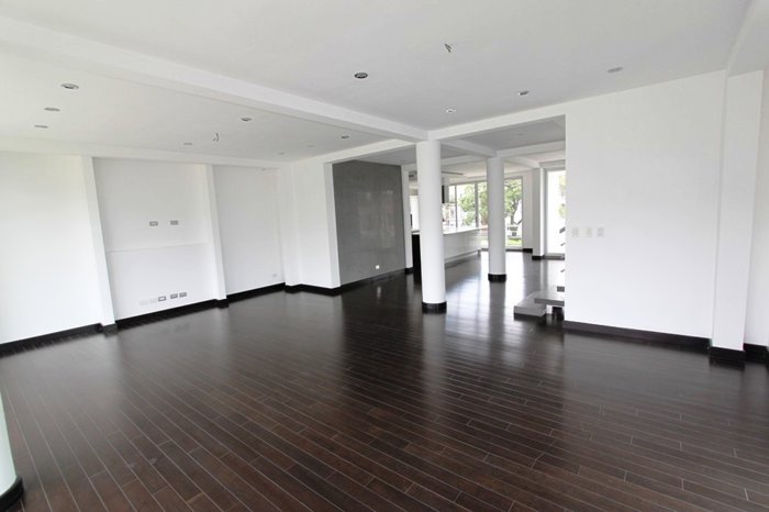 Preciosa casa Contemporanea en Escazu en San Rafael, Escazú, San José — $2,800 - Foto 2 de 11