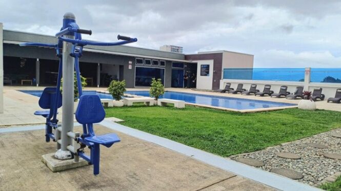 Se alquila moderno apartamento amoblado en Torre Los Yoses 26-69 in San Pedro, Montes De Oca, San José — $1,350