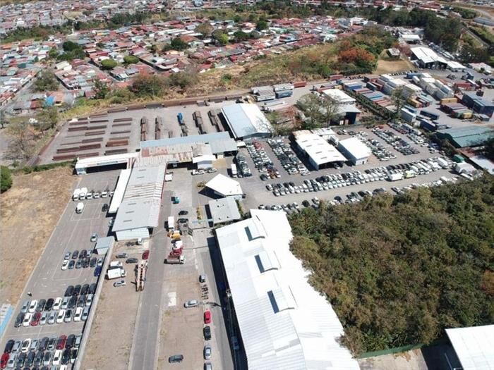 VENTA DE LOCALES Y BODEGAS, SAN JOSÉ, URUCA en Uruca, San José — $11,000,000
