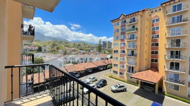 Alquiler de Hermoso Apartamento 26-1616 in San Rafael, Escazú, San José — $1,300