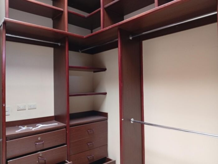 Alquiler de Casa en Santa Ana, San José. RAH 25-1499 en Santa Ana, San José — $6,000