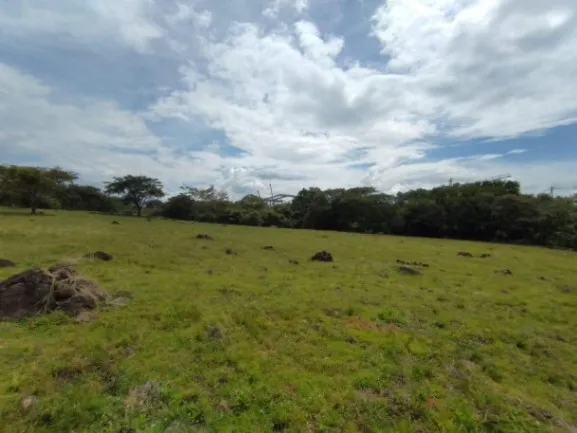 Se vende lote plano de 5.7 hectáreas en la Garita Alajuela 23-411 en Garita, Alajuela — $4,316,000