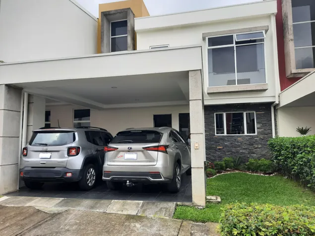 House for Sale in Condominium in San Rafael de Heredia in San Rafael, Heredia — $250,000