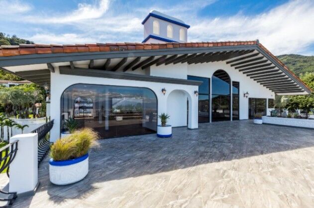 Venta mansión privada con 2 residencias, piscina y cancha de tenis #26-711 GS in San Antonio, Escazú, San José — $1,495,000