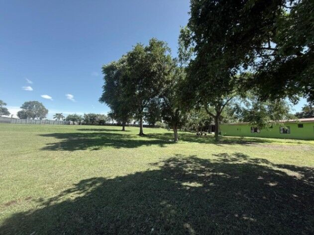 Alquiler de Amplio Lote en Guácima, Alajuela Mls. 26-231 26-231 OFC JB in Guácima, Alajuela — $5,243