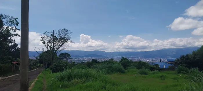 Terreno con uso de suelo mixto, Concepcion de San Rafael Heredia 7,307 mtrs2 en Concepción, San Rafael, Heredia — ₡ 200 000 000 - Foto 2 de 6