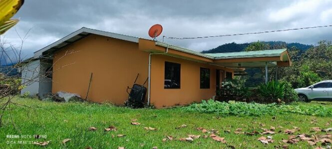 Vive el campo con propósito: finca de 17.5 hectáreas para ganadería, frutales y trapiche en uso in Limoncito, Coto Brus, Puntarenas — $320,000