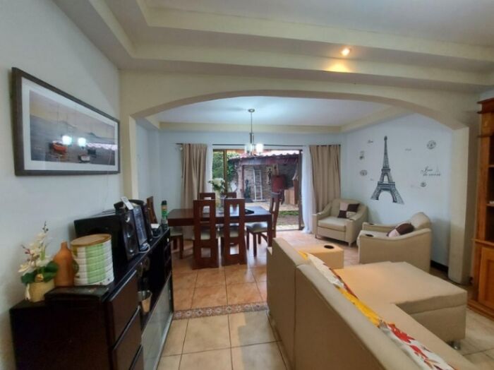 Venta de Casa en San Francisco de Heredia. RAH 25-268 in San Francisco, Heredia — ₡ 138 000 000
