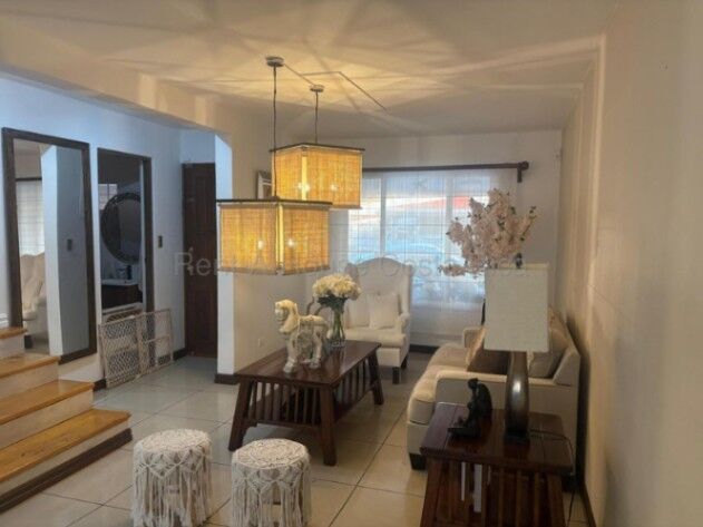 Venta de Casa en Ulloa-Heredia. RAH 26-1669 in Ulloa, Heredia — $220,000 - Photo 2 of 13