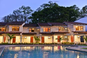 VENTA DE INVERSION, PAQUETE TOWNHOUSES PARA AIR B&B, HEREDIA, CARIARI in San Antonio, Belén, Heredia — $1,665,000 - Photo 3 of 30