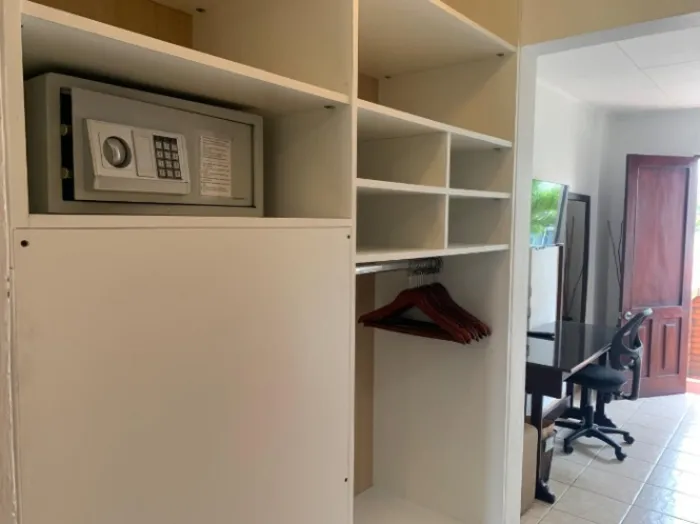 Alquiler de Apartamento en Mata Redonda, San José. RAH 25-1908 en Mata Redonda, San José — $700 - Foto 2 de 16