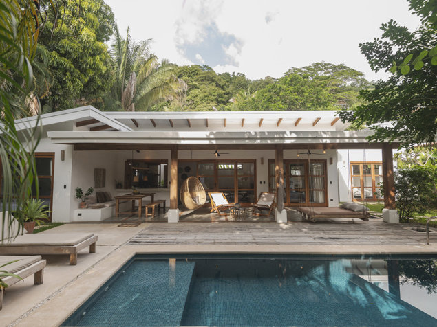 Moderna Casa de Playa en Santa Teresa con Acceso Privado in Cóbano, Puntarenas — $990,000