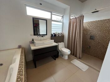 Venta Casa Montes de Oca 26-1052 in San Rafael, Montes De Oca, San José — $280,000 - Photo 5 of 14