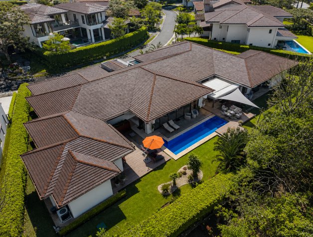 Exclusiva Residencia de Lujo de Una Planta en Santa Ana in Uruca, Santa Ana, San José — $2,975,000