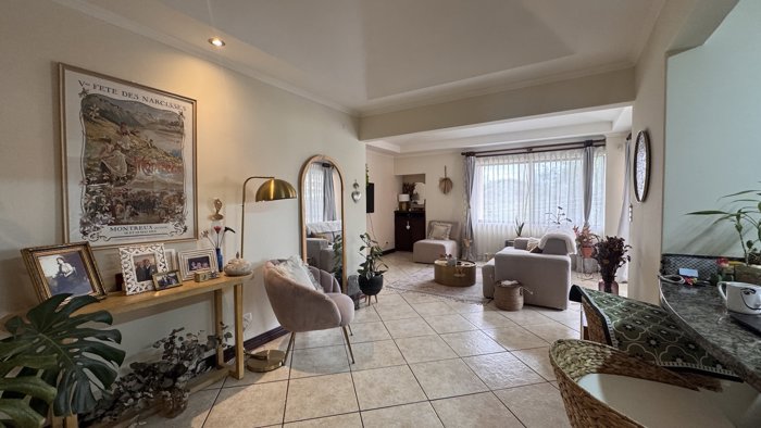 Venta apartamento en condominio en Escazú, ideal para inversión (AD) in San Rafael, Escazú, San José — $150,000