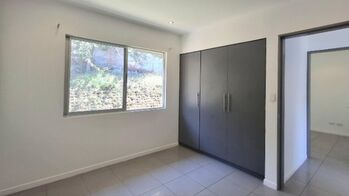 Alquiler de Apartamento en Granadilla de Curridabat.  in Granadilla, Curridabat, San José — $1,400 - Photo 5 of 10