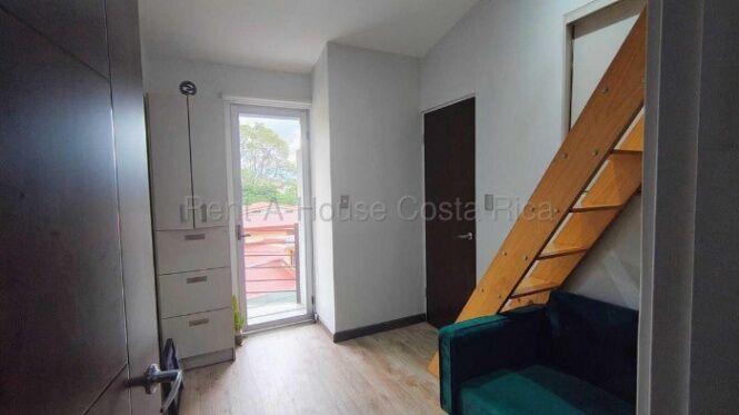 Venta de Casa en Montes de Oca-Sabanilla. RAH 26-2272 in Sabanilla, Montes De Oca, San José — ₡ 99 000 000