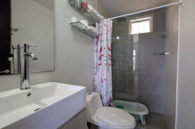 Venta de Apartamento en Curridabat-Granadilla. RAH 26-1527 in Granadilla, Curridabat, San José — $163,500