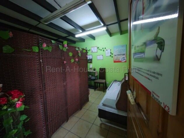 Venta de Propiedad en Oriental-Cartago.  INVERSIÓN in Oriental, Cartago — $241,680