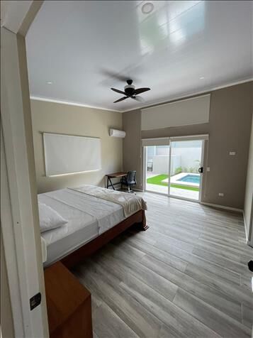VENTA DE CASA CON PISCINA AMUEBLADA, ALAJUELA, FORTUNA, COND. TRAPICHE in La Fortuna, San Carlos, Alajuela — $350,000