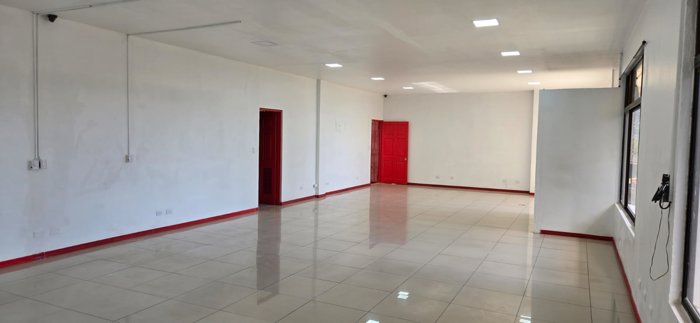 Alquiler de Locales para Oficinas / Sabana Sur en Mata Redonda, San José — $900