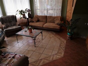 Preciosa y amplia casa con apartamento en el centro de Coronado in San Isidro, Vázquez de Coronado, San José — $275,000 - Photo 5 of 13