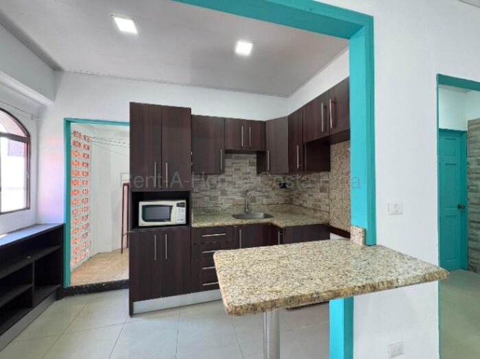 Venta de Oportunidad Tibas 26-1624 en Cinco Esquinas, Tibás, San José — $84,000