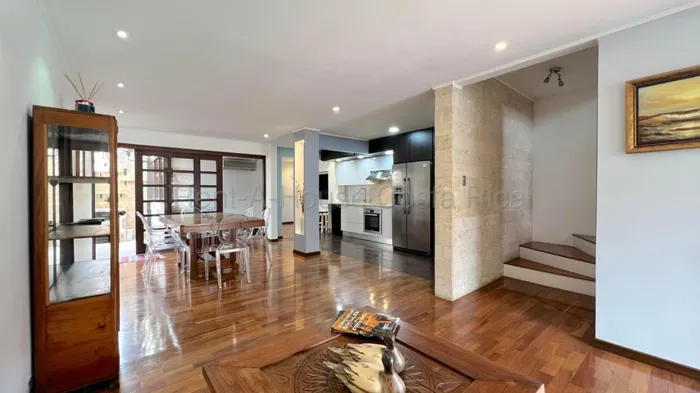 Alquiler de Casa en Bello Horizonte de Escazú. RAH 27-1011 en Escazú, San José — $1,650