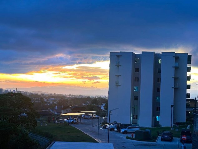 Apartamento de Lujo en Torre con Vista al Atardecer + TOUR VIRTUAL in Granadilla, Curridabat, San José — $180,000
