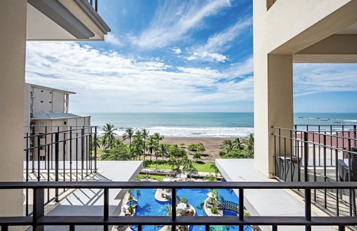 Condominio 1 habitación frente al mar en Croc’s Resort Jacó en Jacó, Garabito, Puntarenas — $370,000 - Foto 3 de 14