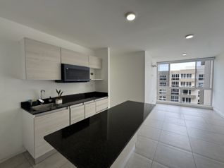 Apartamento en alquiler de 3 habitaciones en Condominio Monte Alto en Granadilla, Curridabat, San José — $1,300 - Foto 2 de 14