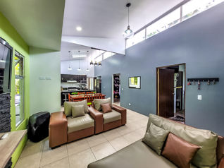 Venta de Quinta con 3 casas, 1 apartamento con 6076 m2 in Tabarcia, Mora, San José — $640,000 - Photo 5 of 52
