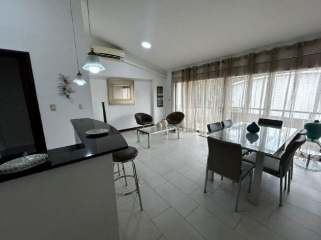 Se alquila moderno apartamento en condominio de Santa Ana 26-891 en Santa Ana, San José — $950