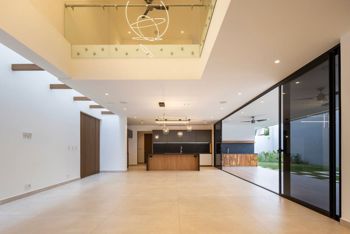 CASA NUEVA! LIGHT OF HOUSE, Laureles, Escazú en San Rafael, Escazú, San José — $1,150,000 - Foto 3 de 25