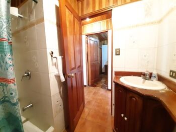 Venta de Casa en Moravia, San José. RAH 24-1703 in San Vicente, Moravia, San José — 90 000 000 ₡ - Photo 5 of 10