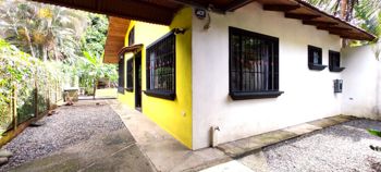 Beautiful House en Jacó, Garabito, Puntarenas — $180,000 - Foto 3 de 19