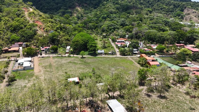 Venta de lotes en Herradura, Jacó (400 m2- 747 m2) en Jacó, Garabito, Puntarenas — ₡ 40 000 000 - Foto 2 de 25