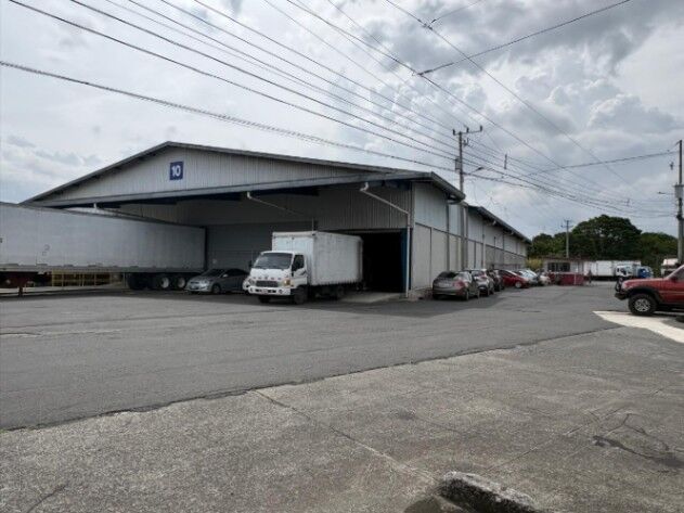  ALQUILER BODEGA CURRIDABAT 1950 m2 Tel: 8325 9589 en Curridabat, San José — $15,600