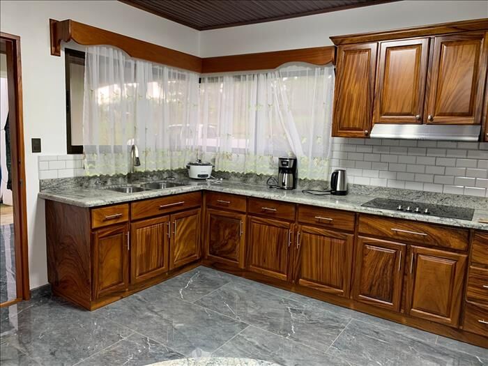 Hermosa Quinta  en San Juan, Naranjo, Alajuela — ₡ 130 000 000