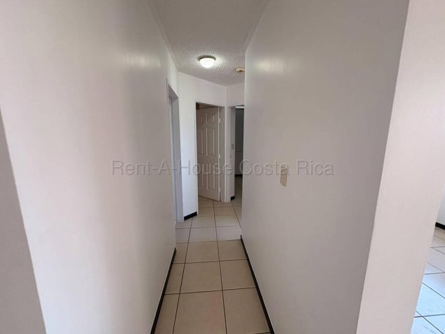 Alquiler de Apartamento en San Rafael de Alajuela. RAH 27-445 en San Rafael, Alajuela — $876 - Foto 2 de 14