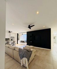 Hermosa Casa en Condominio Évora en Santa Ana, San José — $495,000 - Foto 2 de 20