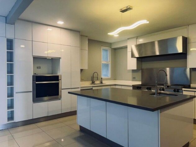 MLS-25-1618 ALQUILER HERMOSA CASA SANTO DOMINGO HEREDIA en San Miguel, Santo Domingo, Heredia — $1,900