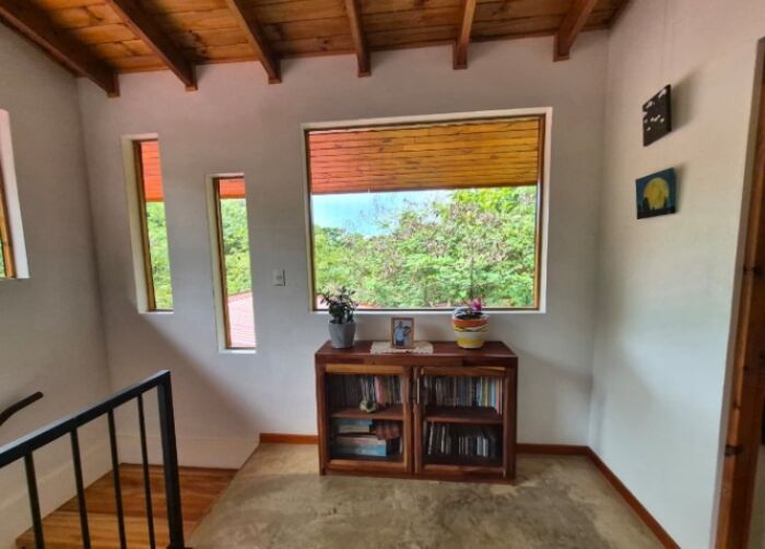 Paraíso Ecológico en Pérez Zeledón: 2 Casas, Finca Permacultural y Fibra Óptica  en Cajón, Pérez Zeledón, San José — $575,000