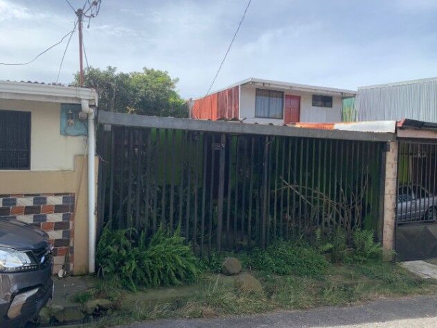 Casa en Cartago loyola para remodelar en San Nicolás, Cartago — ₡ 30 000 000